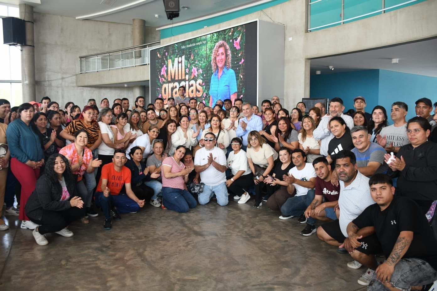 Fuentes participó de un encuentro con asociaciones civiles de la ciudad